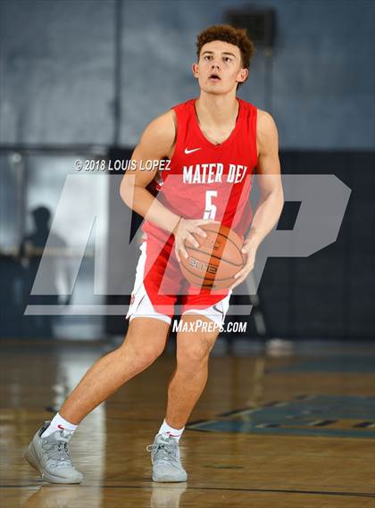 Thumbnail 1 in Mater Dei vs. Corona del Mar (Beach Bash Tournament) photogallery.