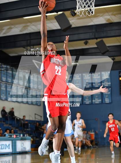 Thumbnail 3 in Mater Dei vs. Corona del Mar (Beach Bash Tournament) photogallery.