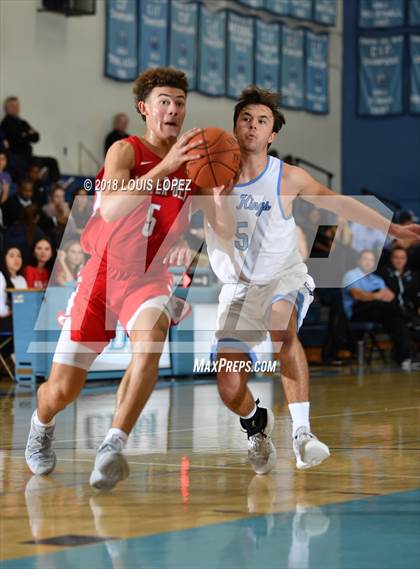 Thumbnail 1 in Mater Dei vs. Corona del Mar (Beach Bash Tournament) photogallery.