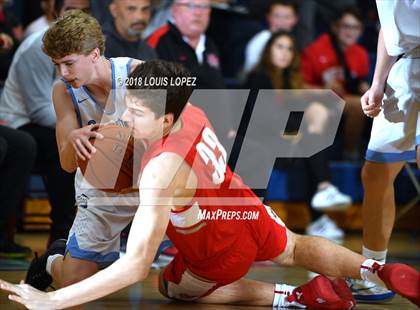Thumbnail 3 in Mater Dei vs. Corona del Mar (Beach Bash Tournament) photogallery.