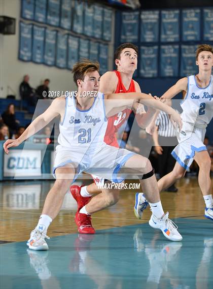 Thumbnail 1 in Mater Dei vs. Corona del Mar (Beach Bash Tournament) photogallery.