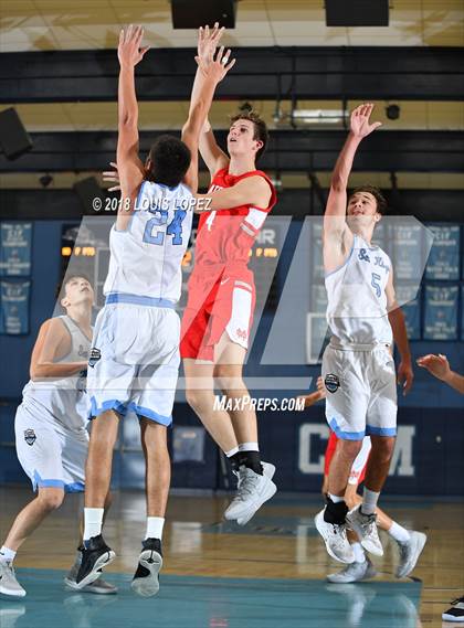 Thumbnail 1 in Mater Dei vs. Corona del Mar (Beach Bash Tournament) photogallery.