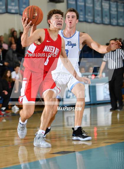 Thumbnail 2 in Mater Dei vs. Corona del Mar (Beach Bash Tournament) photogallery.