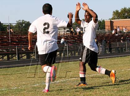 Thumbnail 2 in DuVal vs. Suitland photogallery.