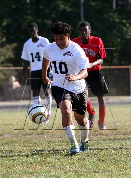 Thumbnail 3 in DuVal vs. Suitland photogallery.