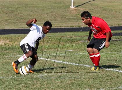 Thumbnail 2 in DuVal vs. Suitland photogallery.