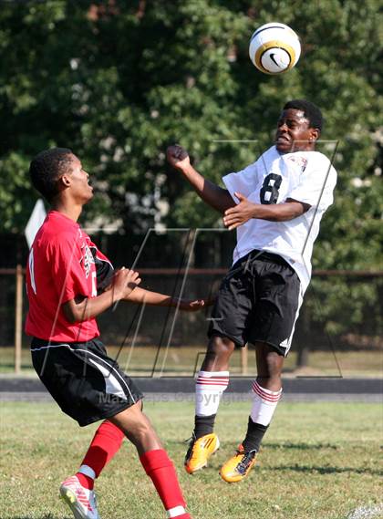 Thumbnail 3 in DuVal vs. Suitland photogallery.
