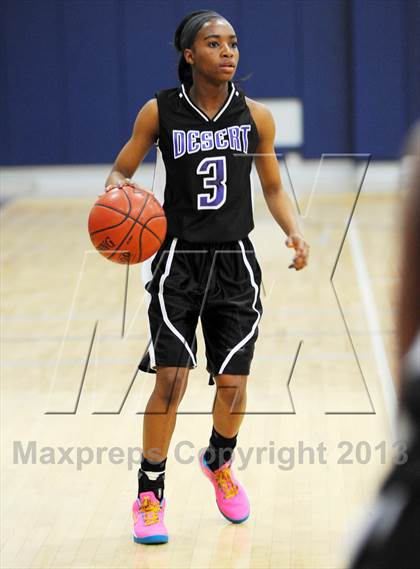 Thumbnail 1 in Flintridge Prep vs. Desert  (CIF Div. 5AA Quarter Finals) photogallery.