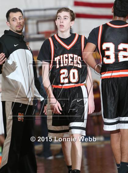 Thumbnail 2 in Mamaroneck vs Mt. Vernon (Coaches vs Cancer Super Classic) photogallery.