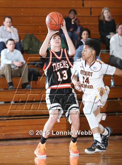 Thumbnail 3 in Mamaroneck vs Mt. Vernon (Coaches vs Cancer Super Classic) photogallery.
