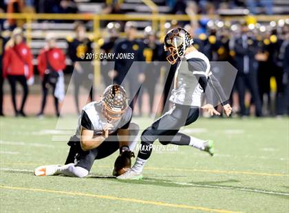 Thumbnail 2 in Vacaville vs Del Oro (CIF SJS D2 Playoff) photogallery.