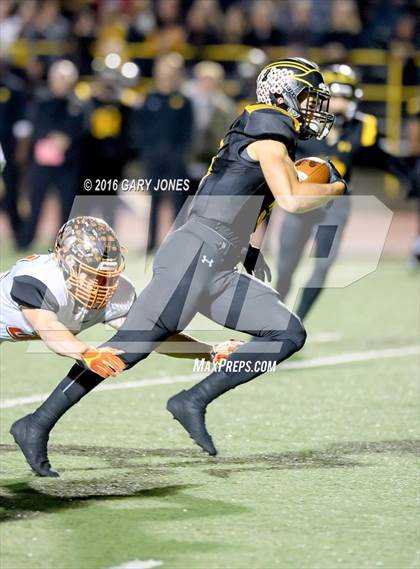 Thumbnail 3 in Vacaville vs Del Oro (CIF SJS D2 Playoff) photogallery.