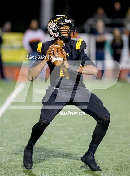 Thumbnail 1 in Vacaville vs Del Oro (CIF SJS D2 Playoff) photogallery.