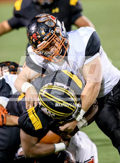 Thumbnail 1 in Vacaville vs Del Oro (CIF SJS D2 Playoff) photogallery.