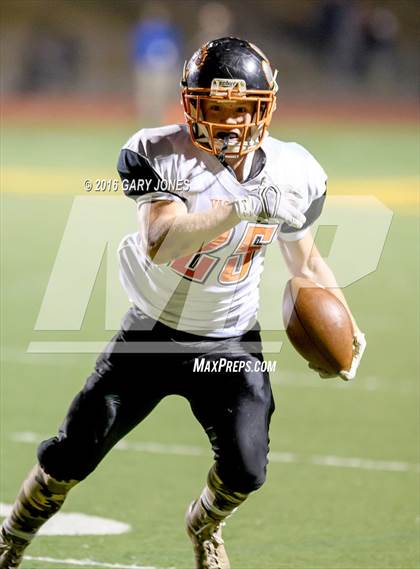 Thumbnail 3 in Vacaville vs Del Oro (CIF SJS D2 Playoff) photogallery.