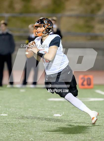 Thumbnail 3 in Vacaville vs Del Oro (CIF SJS D2 Playoff) photogallery.