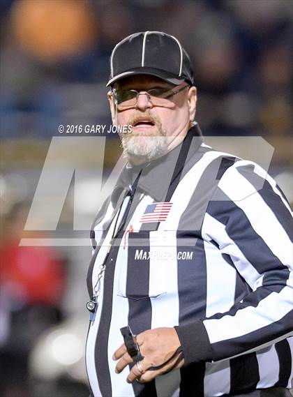 Thumbnail 1 in Vacaville vs Del Oro (CIF SJS D2 Playoff) photogallery.