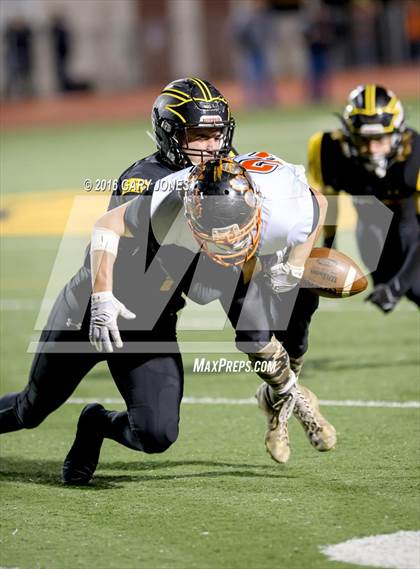 Thumbnail 2 in Vacaville vs Del Oro (CIF SJS D2 Playoff) photogallery.