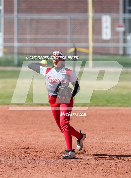 Thumbnail 2 in Smoky Hill vs Loveland (CHSAA 5A Region 8 Playoff) photogallery.