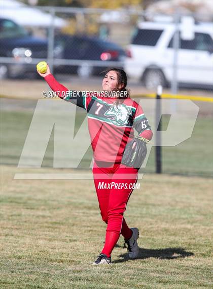 Thumbnail 2 in Smoky Hill vs Loveland (CHSAA 5A Region 8 Playoff) photogallery.