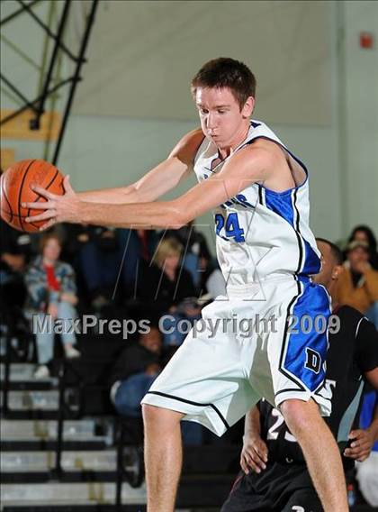 Thumbnail 3 in Natomas vs. Davis (Ram Jam Classic) photogallery.