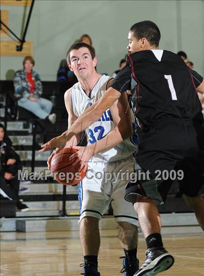 Thumbnail 2 in Natomas vs. Davis (Ram Jam Classic) photogallery.