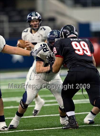 Thumbnail 3 in Flower Mound vs. Trinity (Texas 5A D1 Bi-District Playoffs) photogallery.