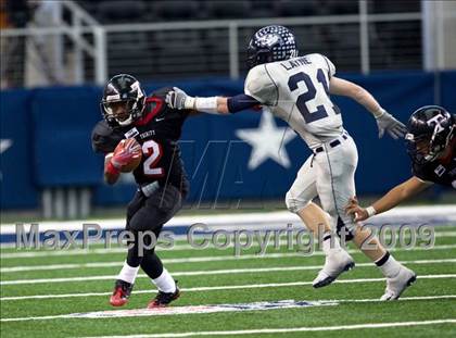 Thumbnail 3 in Flower Mound vs. Trinity (Texas 5A D1 Bi-District Playoffs) photogallery.