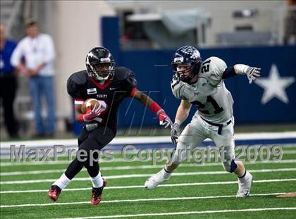 Thumbnail 1 in Flower Mound vs. Trinity (Texas 5A D1 Bi-District Playoffs) photogallery.