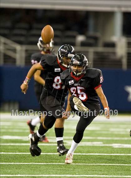 Thumbnail 1 in Flower Mound vs. Trinity (Texas 5A D1 Bi-District Playoffs) photogallery.
