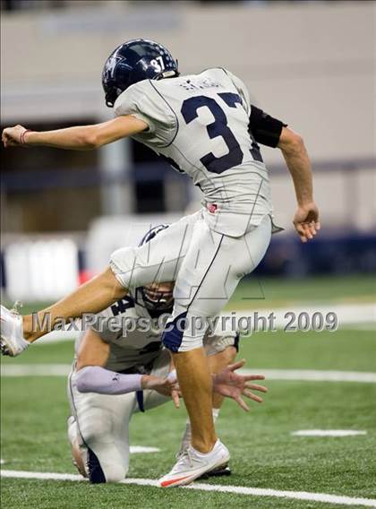 Thumbnail 1 in Flower Mound vs. Trinity (Texas 5A D1 Bi-District Playoffs) photogallery.