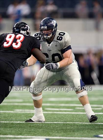 Thumbnail 2 in Flower Mound vs. Trinity (Texas 5A D1 Bi-District Playoffs) photogallery.