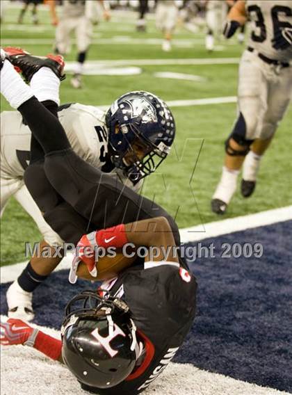 Thumbnail 3 in Flower Mound vs. Trinity (Texas 5A D1 Bi-District Playoffs) photogallery.