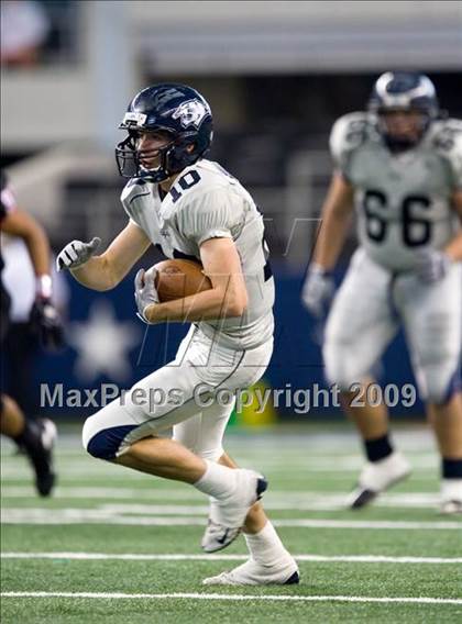 Thumbnail 2 in Flower Mound vs. Trinity (Texas 5A D1 Bi-District Playoffs) photogallery.