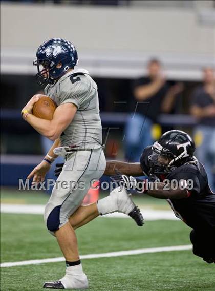 Thumbnail 1 in Flower Mound vs. Trinity (Texas 5A D1 Bi-District Playoffs) photogallery.