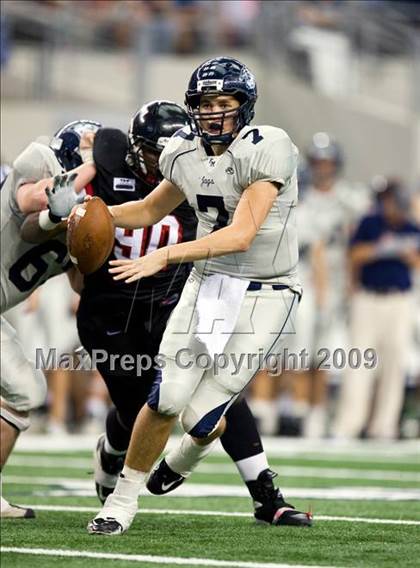 Thumbnail 2 in Flower Mound vs. Trinity (Texas 5A D1 Bi-District Playoffs) photogallery.