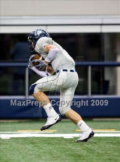 Thumbnail 2 in Flower Mound vs. Trinity (Texas 5A D1 Bi-District Playoffs) photogallery.