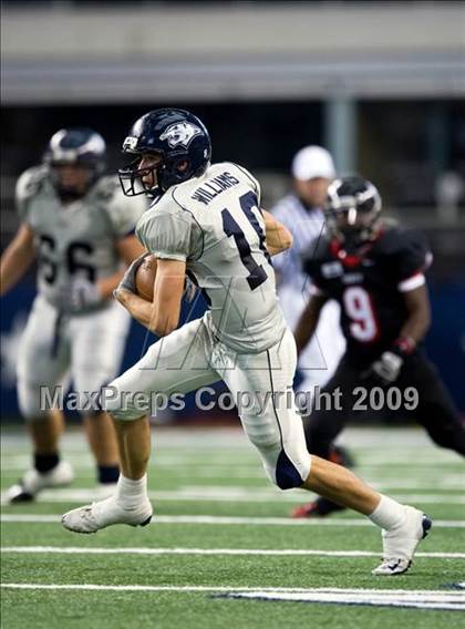 Thumbnail 1 in Flower Mound vs. Trinity (Texas 5A D1 Bi-District Playoffs) photogallery.