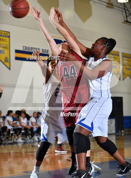 Thumbnail 1 in Covina @ Charter Oak photogallery.