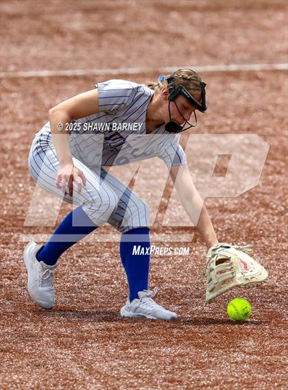 Thumbnail 2 in Crawfordsville vs. Brebeuf Jesuit Preparatory IHSAA Class 3A Softball S25 Sectional First Round photogallery.