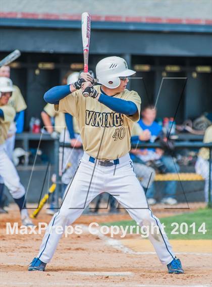 Thumbnail 2 in Middleton vs Columbia (IHSAA 4A District Playoff) photogallery.