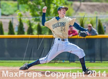 Thumbnail 1 in Middleton vs Columbia (IHSAA 4A District Playoff) photogallery.