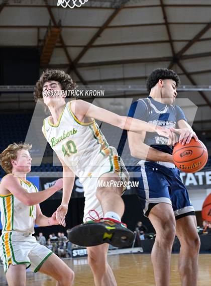 Thumbnail 3 in Gonzaga Prep vs. Richland (WIAA State Semifinal) photogallery.