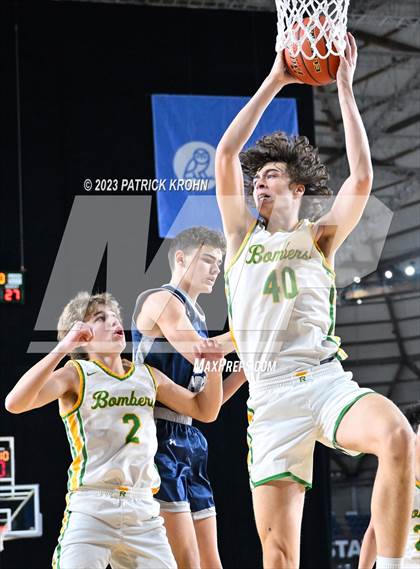 Thumbnail 3 in Gonzaga Prep vs. Richland (WIAA State Semifinal) photogallery.