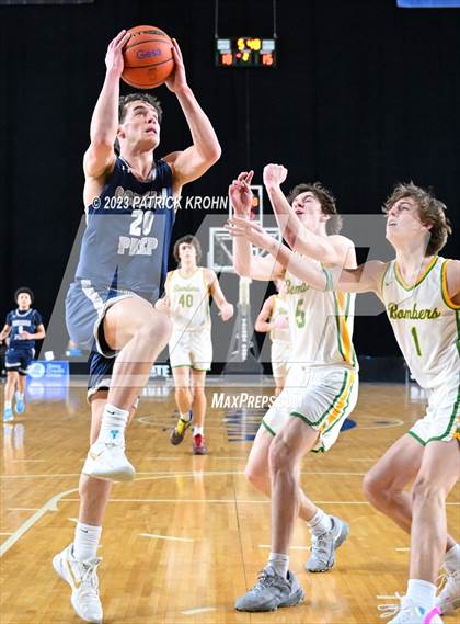 Thumbnail 3 in Gonzaga Prep vs. Richland (WIAA State Semifinal) photogallery.
