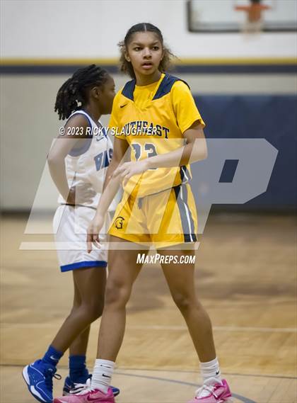 Thumbnail 1 in Vashon vs. Springfield Southeast photogallery.