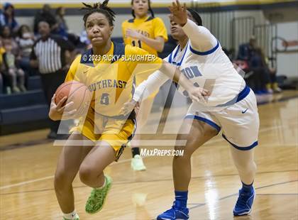 Thumbnail 1 in Vashon vs. Springfield Southeast photogallery.