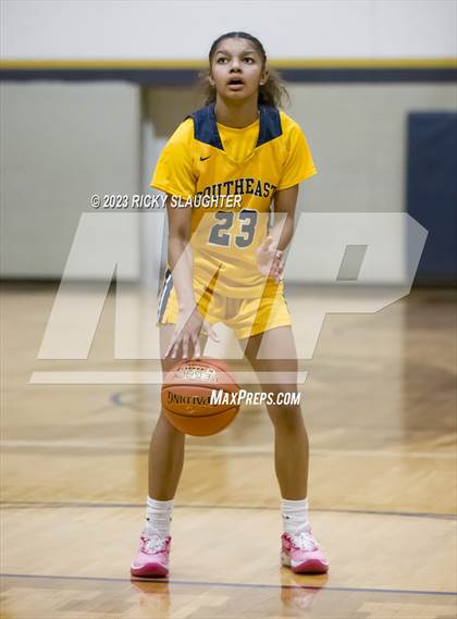 Thumbnail 3 in Vashon vs. Springfield Southeast photogallery.