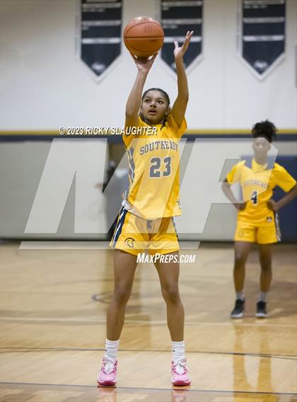 Thumbnail 3 in Vashon vs. Springfield Southeast photogallery.