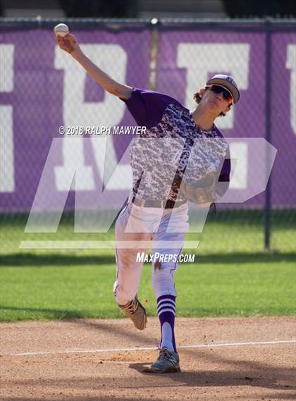 Thumbnail 1 in  Reagan @ Boerne photogallery.